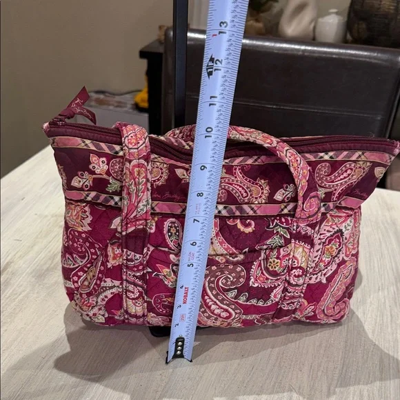 Vera Bradley Pink Paisley Tote and Wallet Set with Vera Bradley Keychain - Picture 10 of 11